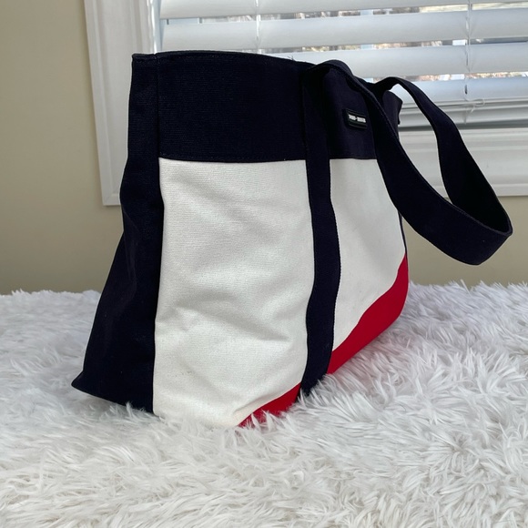 TOMMY HILFIGER ~ TH Flag Tote ~ Navy/Red/White ~ NWT! - Picture 4 of 9